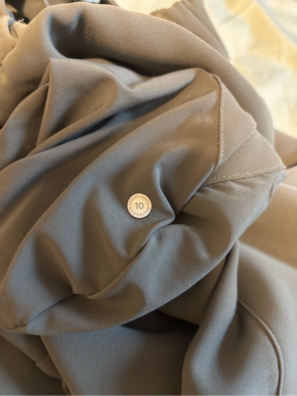 Lululemon noir crop wide leg pants - Picture 7 of 8